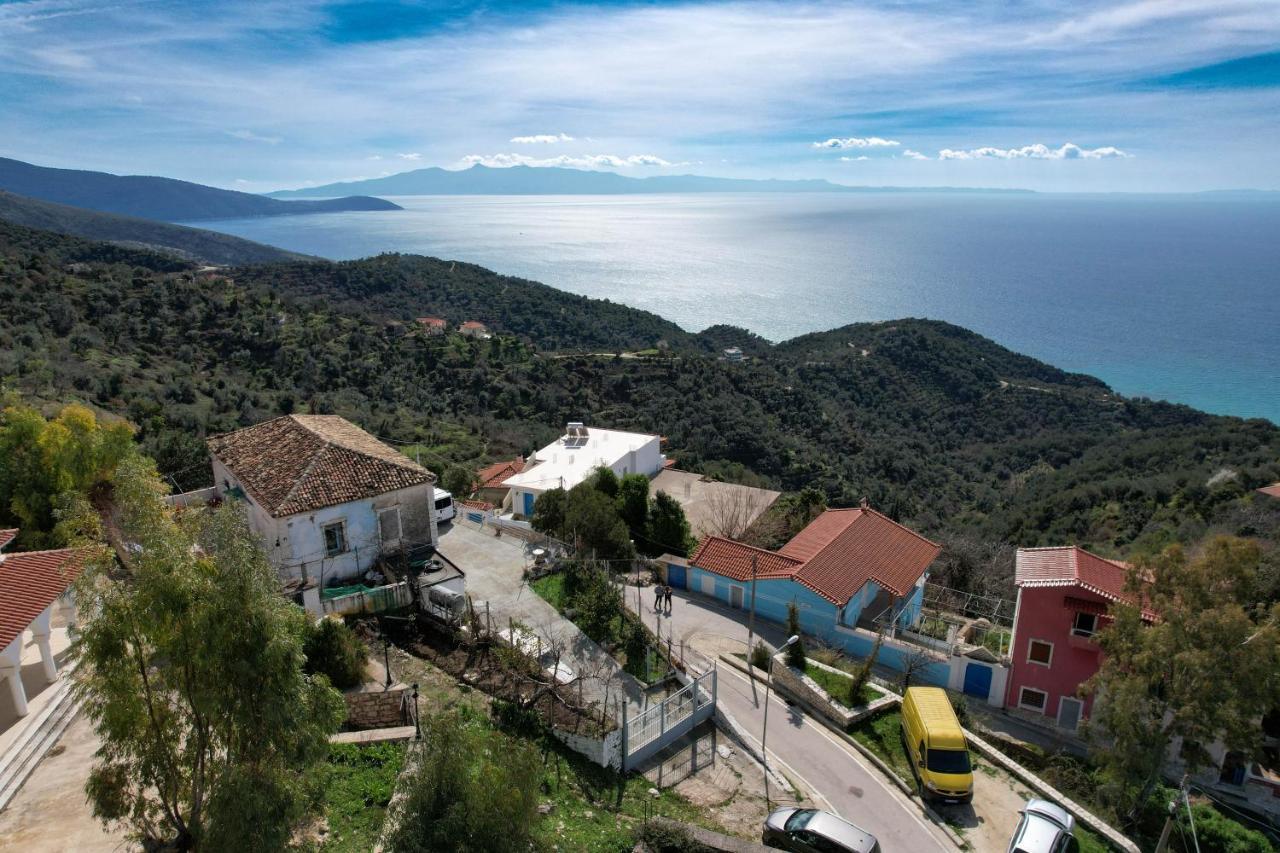 Duka'S House Hotel Lukove Exterior photo